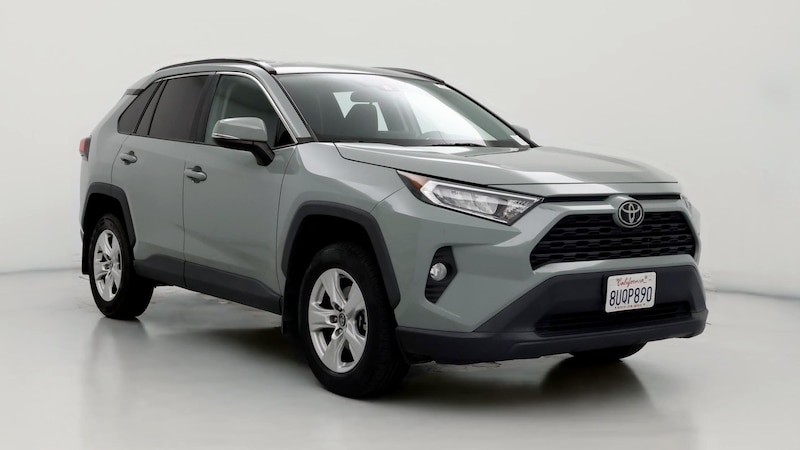 2021 Toyota RAV4 XLE Hero Image