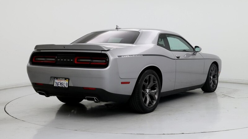 2015 Dodge Challenger SXT 8