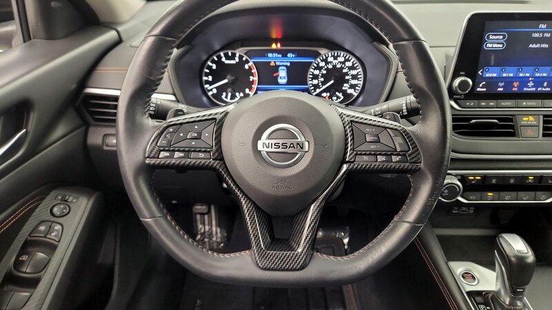 2019 Nissan Altima SR 10