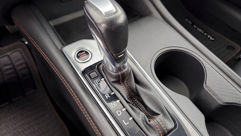 2019 Nissan Altima SR 17