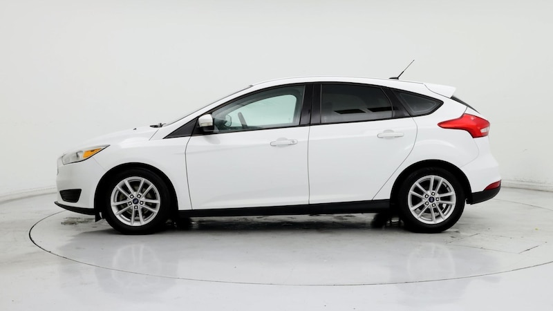 2017 Ford Focus SE 3