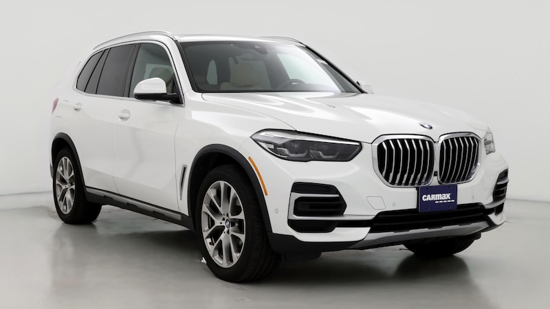 2022 BMW X5 sDrive40i Hero Image