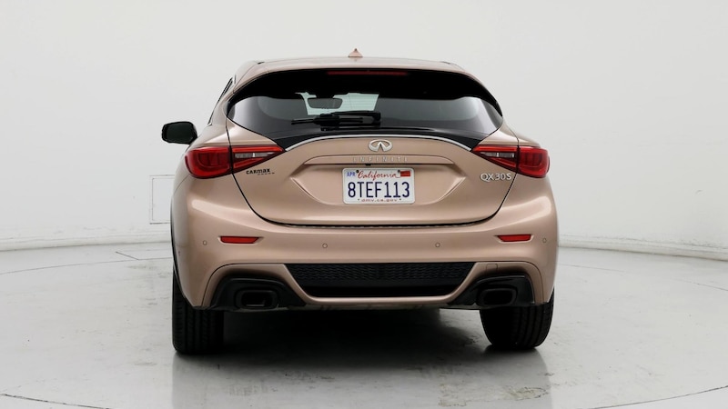 2017 INFINITI QX30 Sport 6