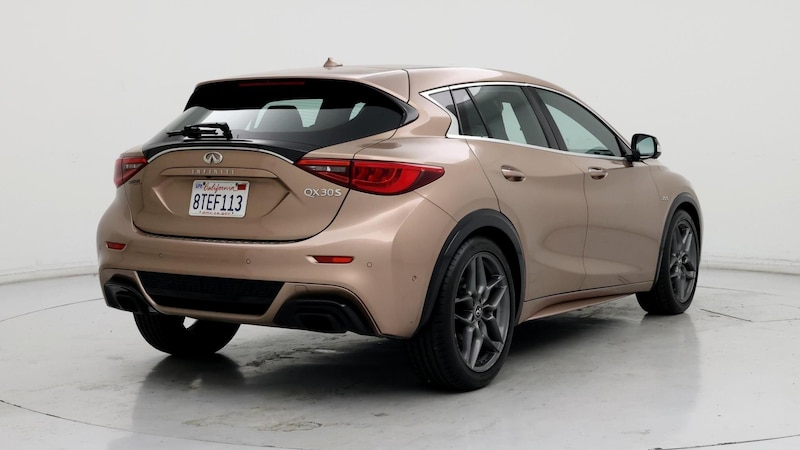 2017 INFINITI QX30 Sport 8