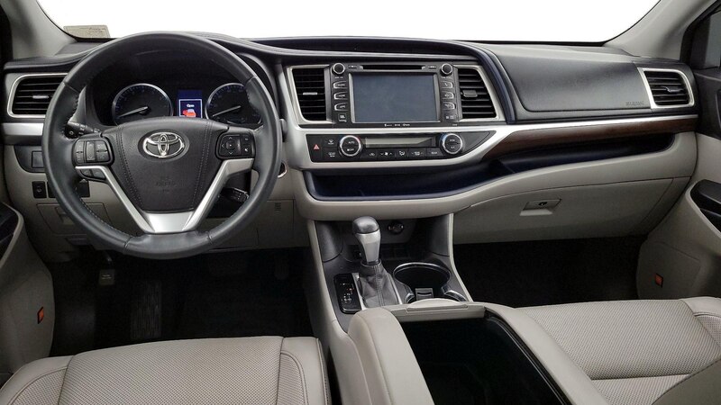 2016 Toyota Highlander Limited 9