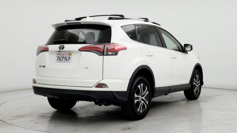 2017 Toyota RAV4 LE 8