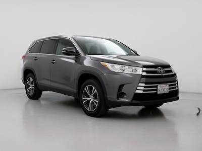 2019 Toyota Highlander LE -
                Bakersfield, CA