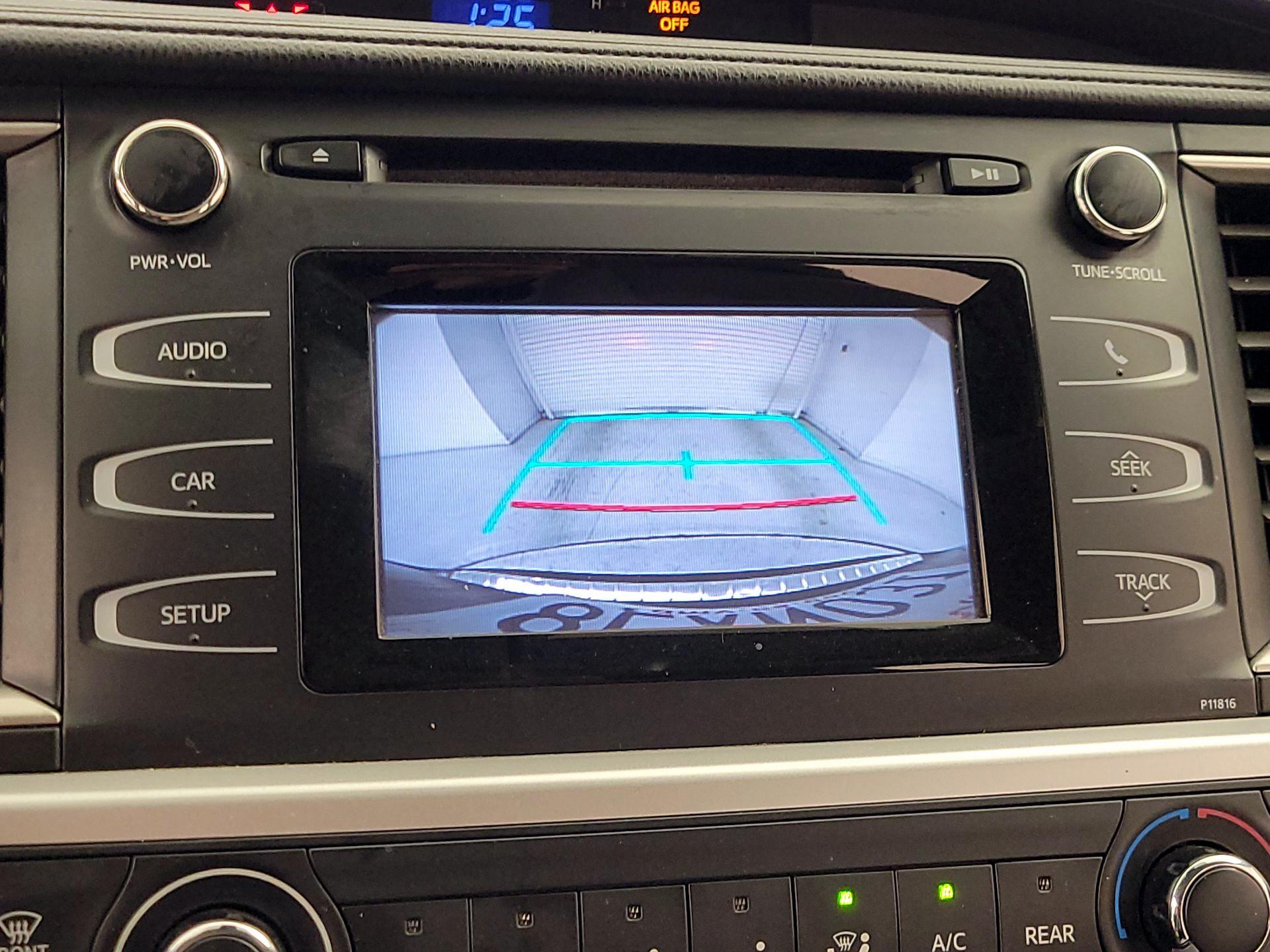 Thumbnail: 2019 Toyota Highlander - 14