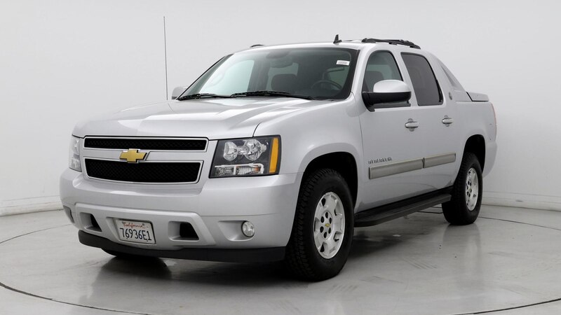 2013 Chevrolet Avalanche 1500 LS 4