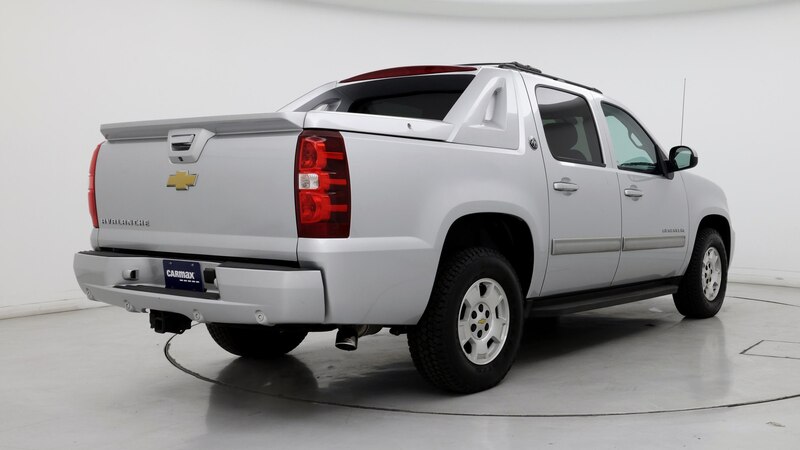 2013 Chevrolet Avalanche 1500 LS 8