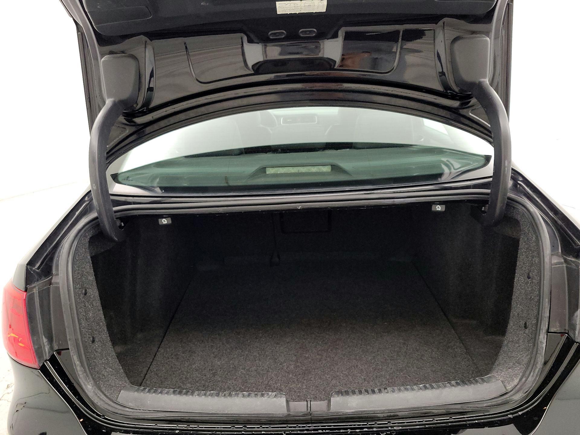 Thumbnail: 2014 Volkswagen Jetta - 18