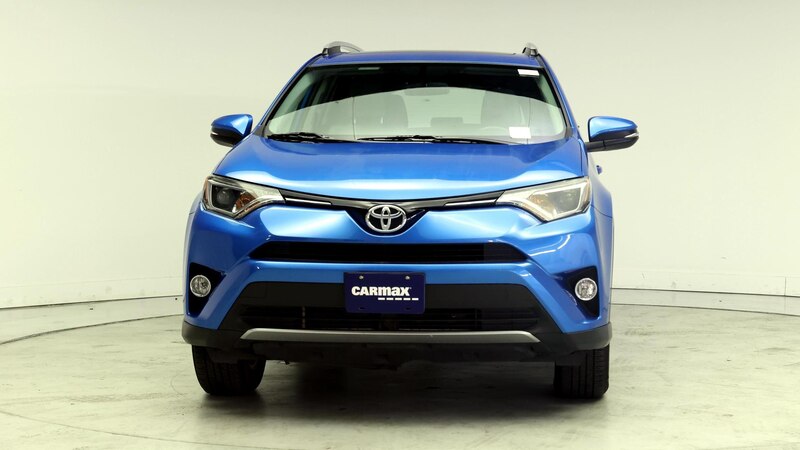 2016 Toyota RAV4 XLE 5