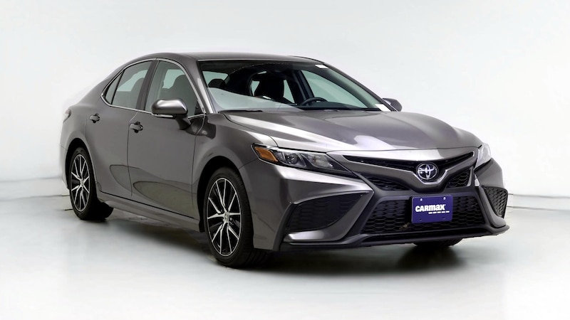 2023 Toyota Camry SE Hero Image