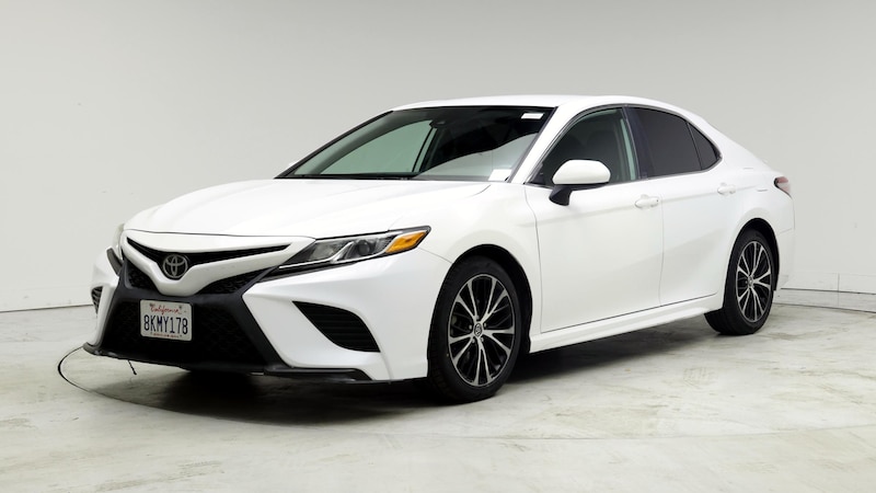 2019 Toyota Camry SE 4