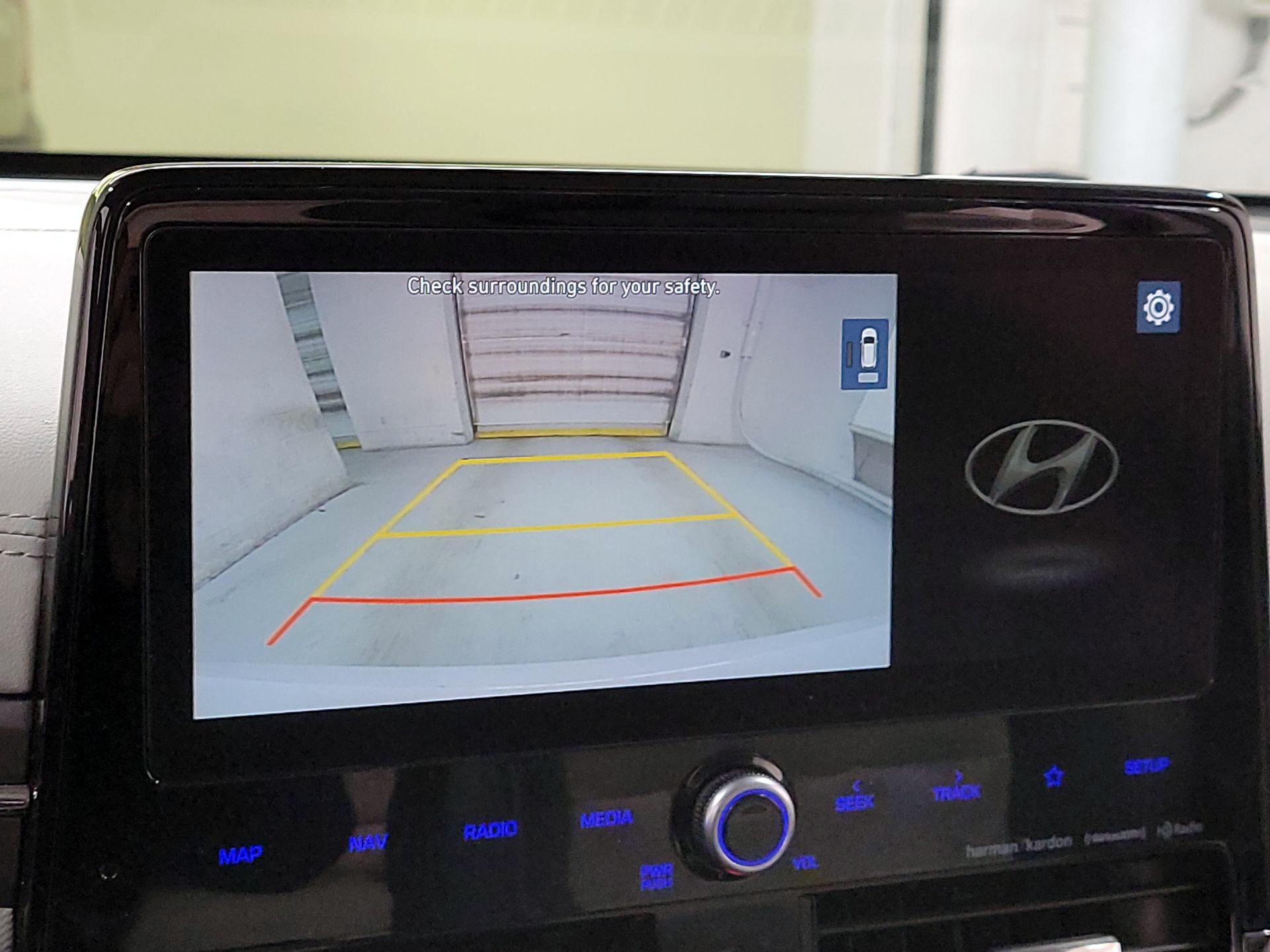 Thumbnail: 2020 Hyundai Ioniq - 13