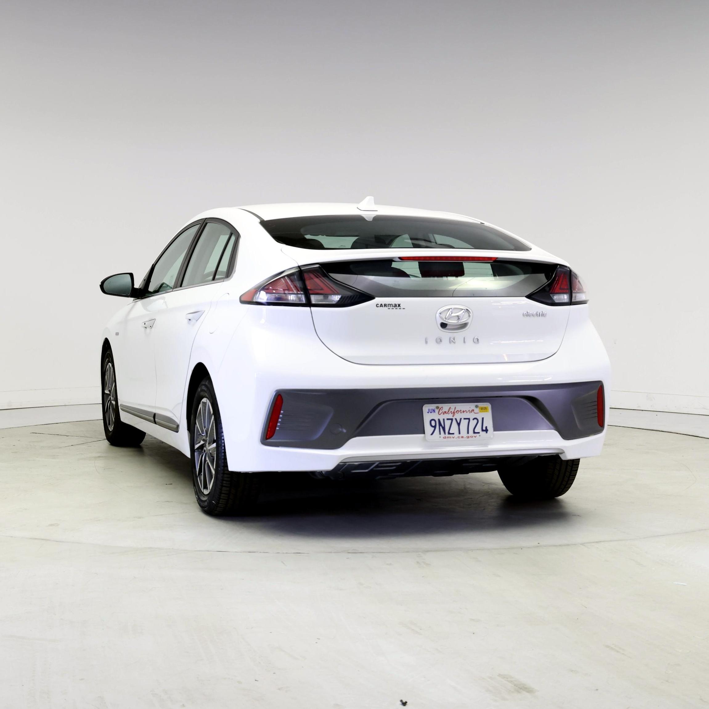 Thumbnail: 2020 Hyundai Ioniq - 2