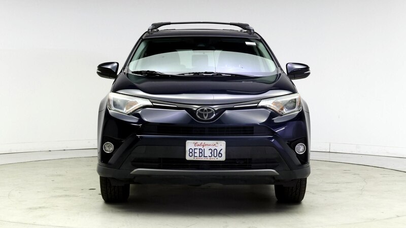 2018 Toyota RAV4 XLE 5