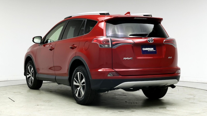 2016 Toyota RAV4 XLE 2