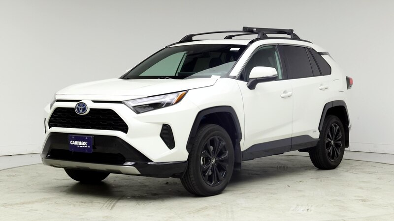 2022 Toyota RAV4 SE 4