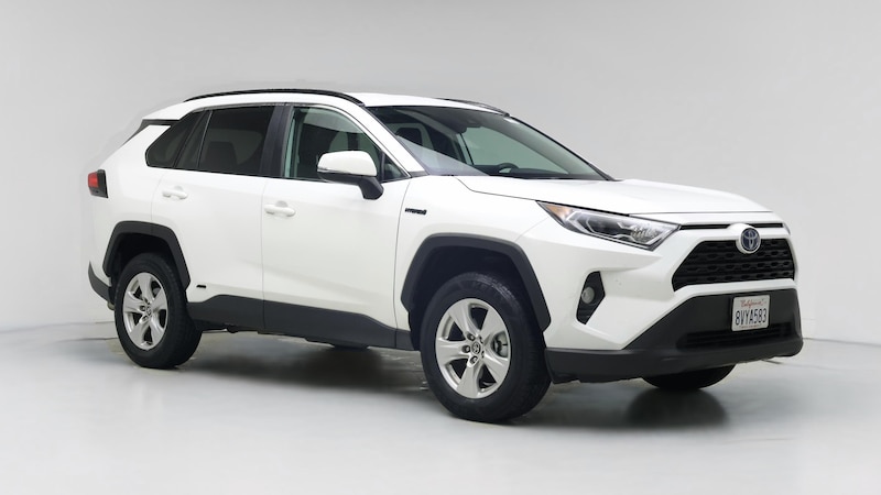 2021 Toyota RAV4 XLE Hero Image