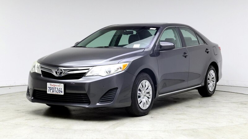 2013 Toyota Camry LE 4