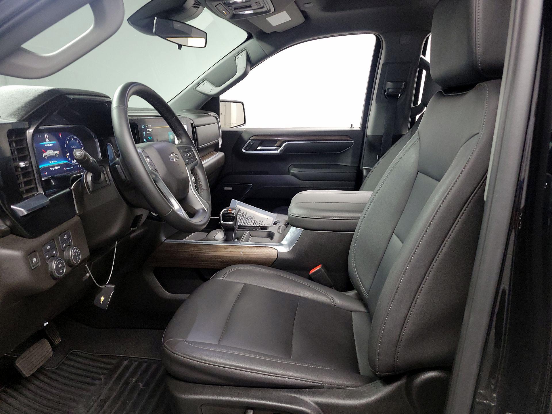 Thumbnail: 2024 Chevrolet Silverado 1500 - 11