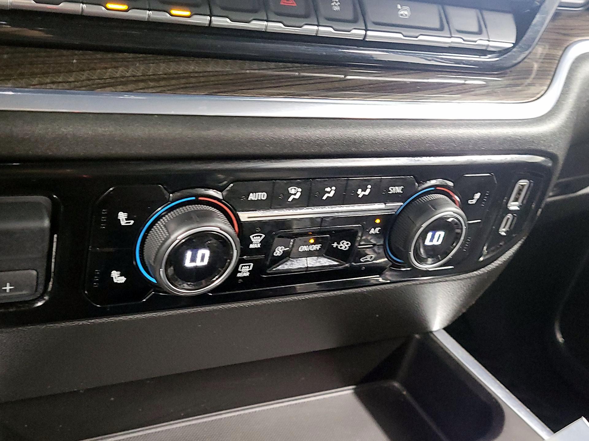 Thumbnail: 2024 Chevrolet Silverado 1500 - 15