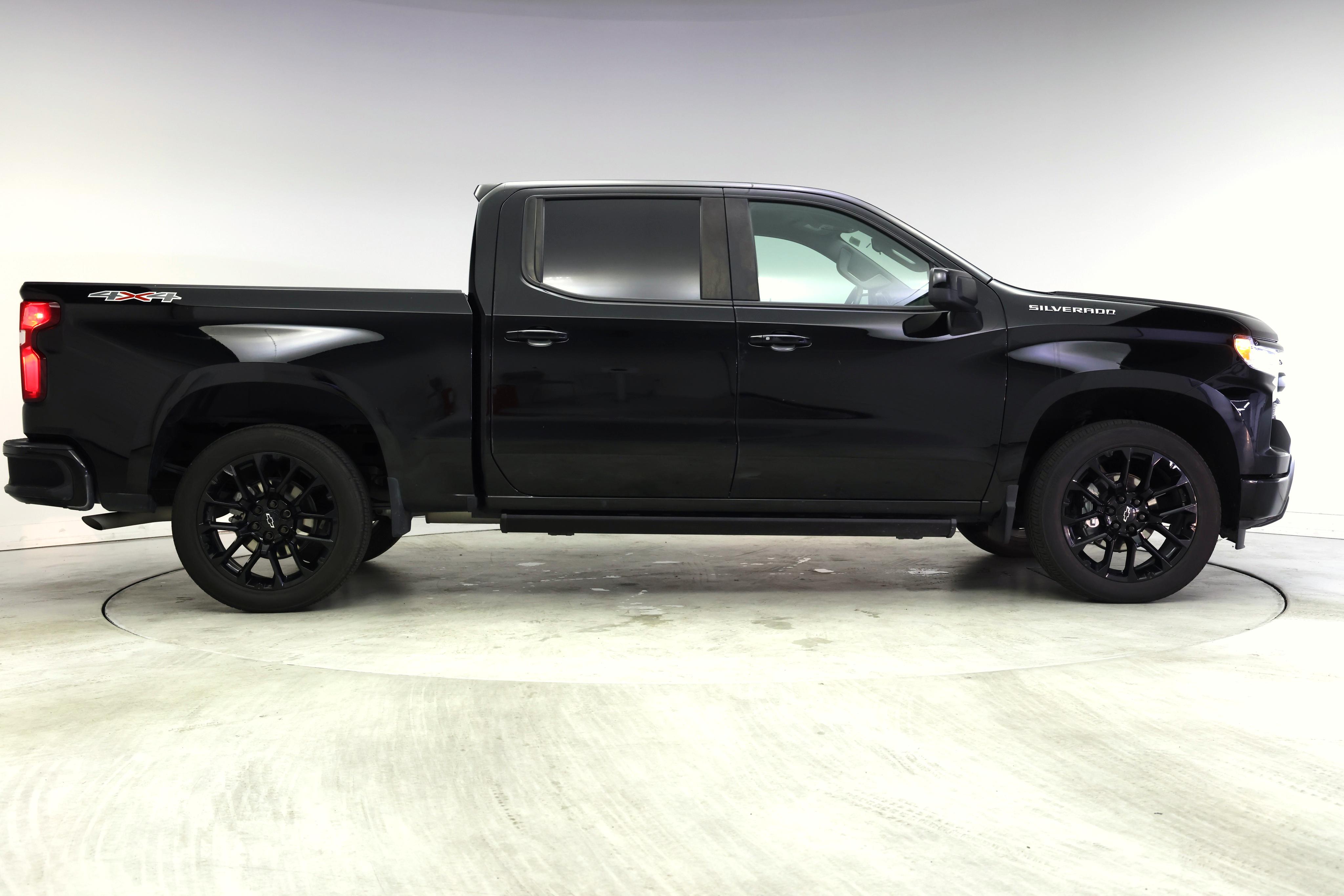 Thumbnail: 2024 Chevrolet Silverado 1500 - 7
