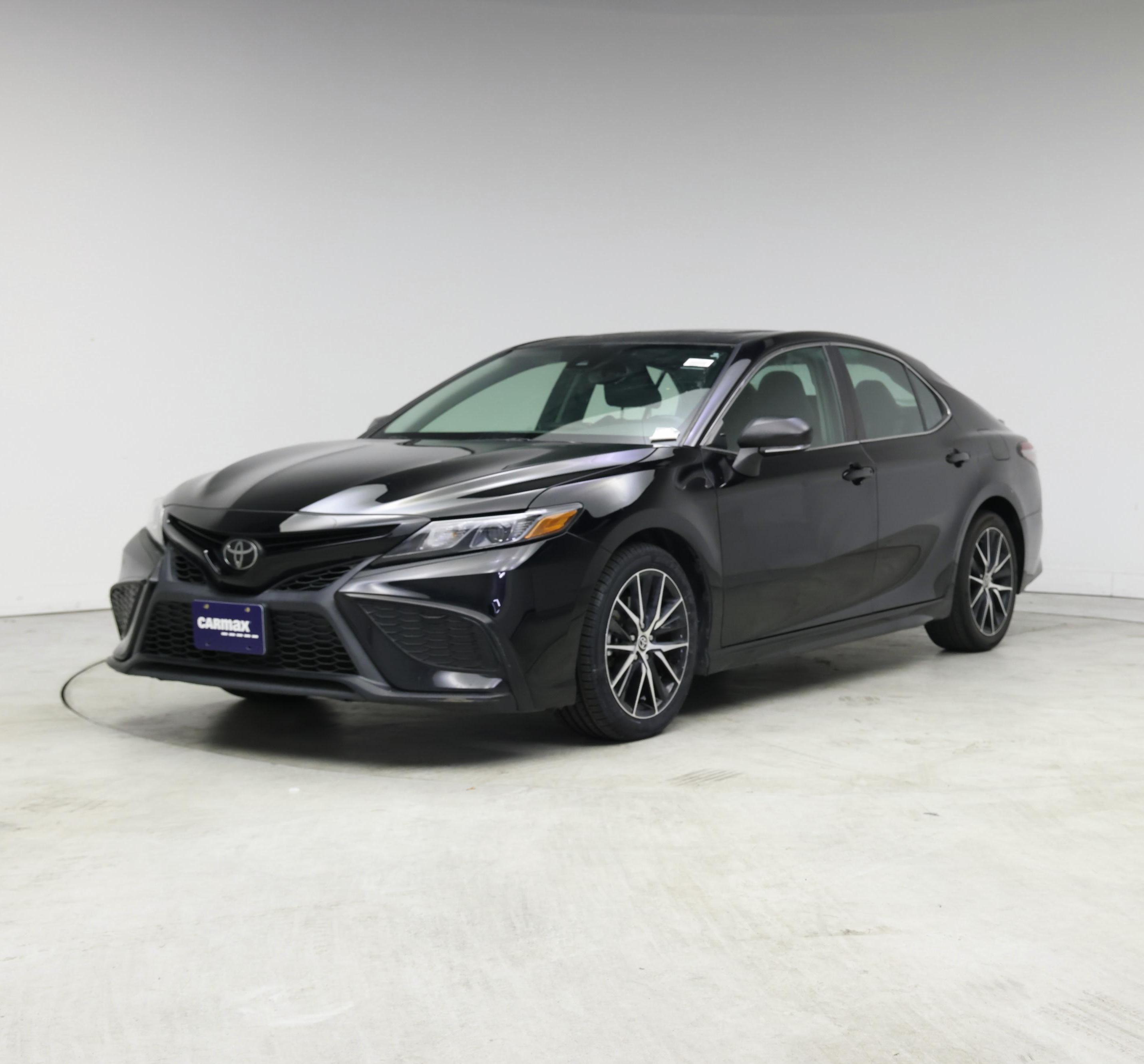 Thumbnail: 2022 Toyota Camry - 4
