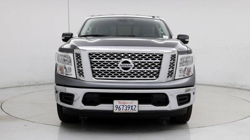 2019 Nissan Titan SV 5