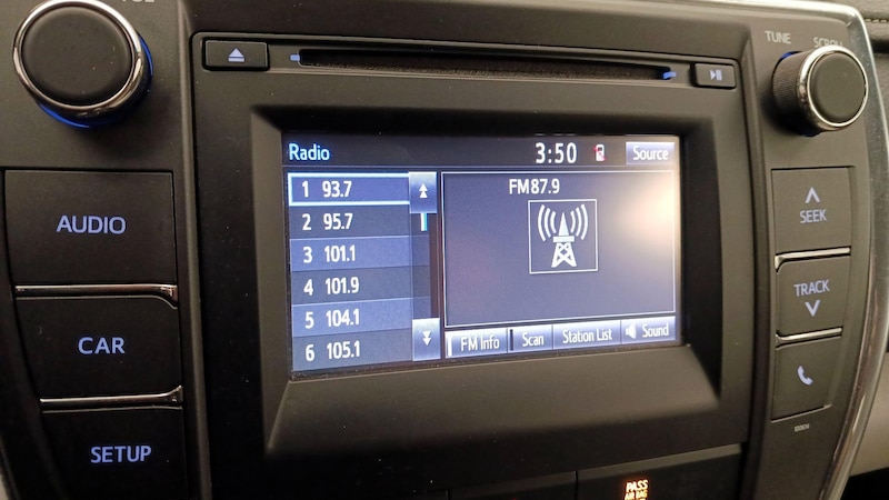 2017 Toyota Camry LE 15
