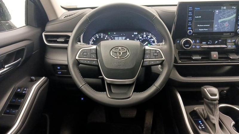 2022 Toyota Highlander XLE 10