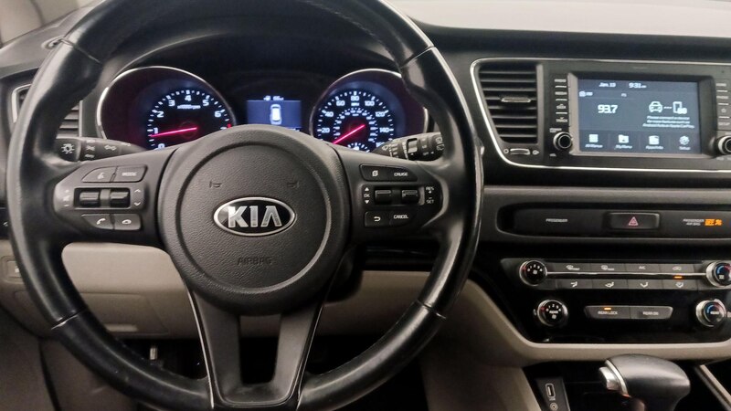 2019 Kia Sedona EX 10