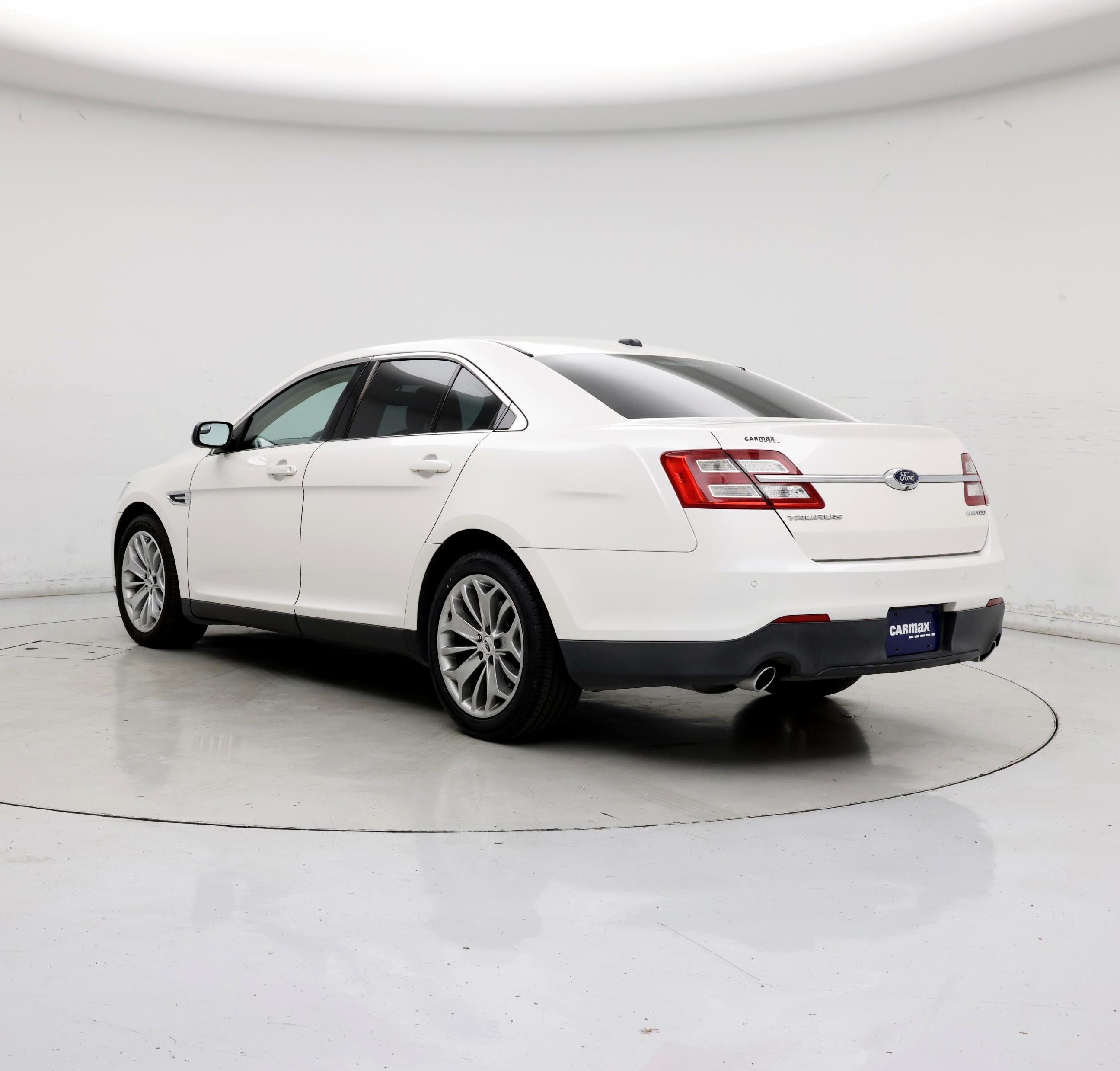 Thumbnail: 2015 Ford Taurus - 2
