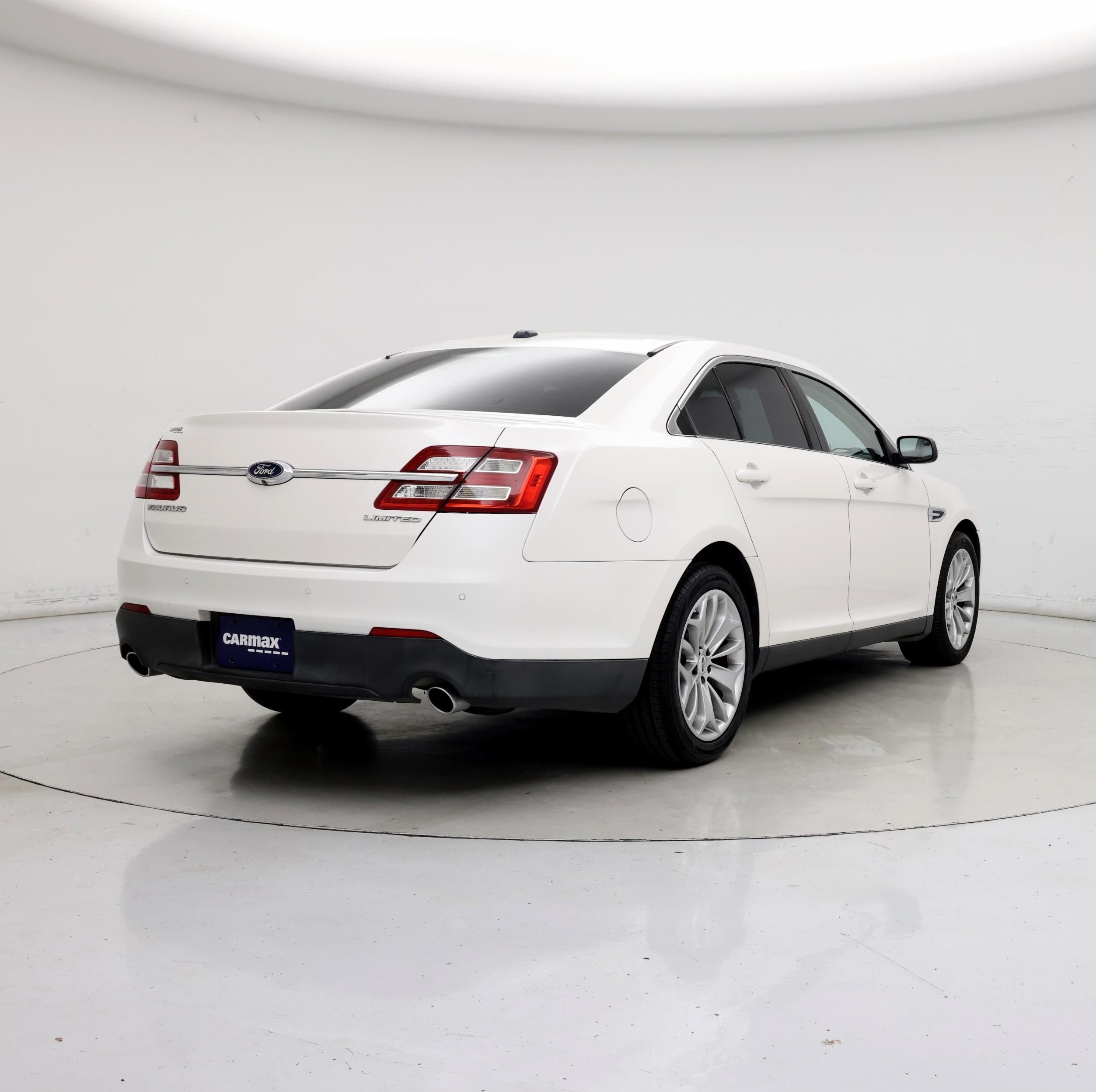 Thumbnail: 2015 Ford Taurus - 8