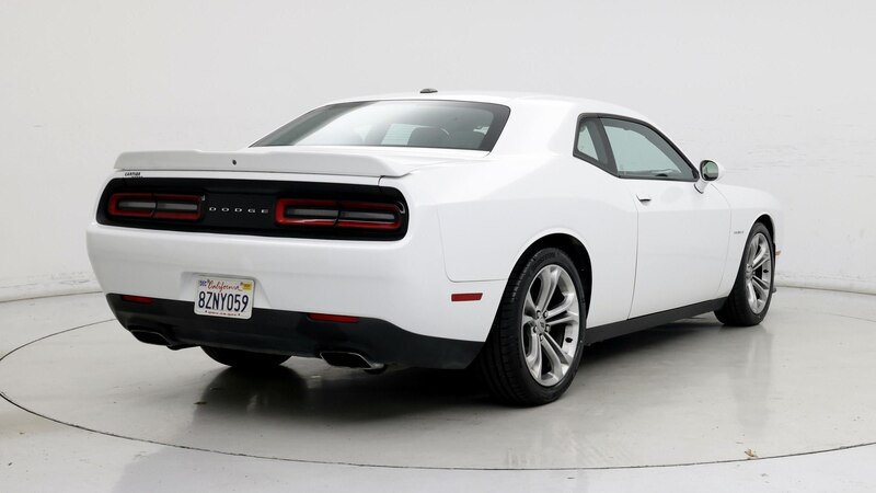 2021 Dodge Challenger R/T 8