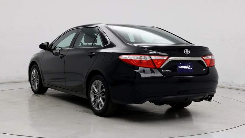 2017 Toyota Camry SE 2