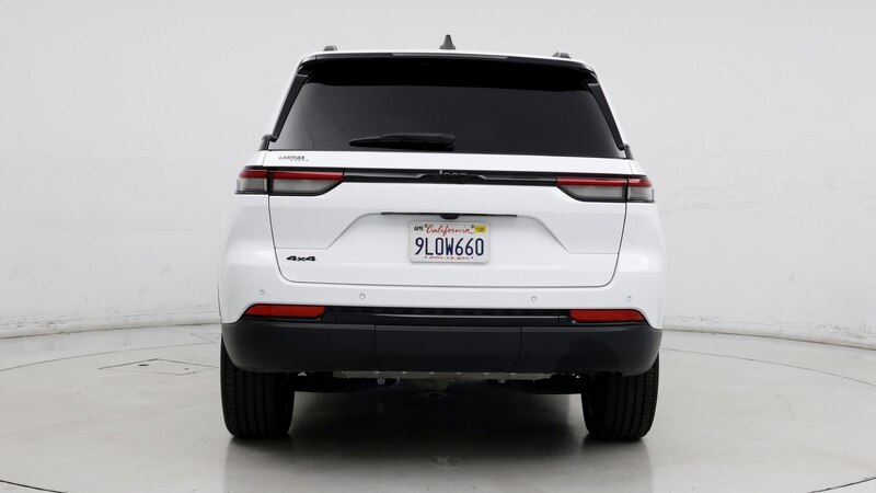 2023 Jeep Grand Cherokee Altitude 6