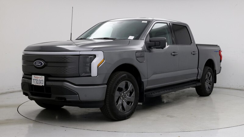 2023 Ford F-150 Lightning XLT 4