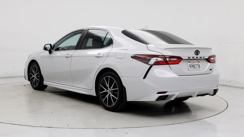 2023 Toyota Camry SE 2