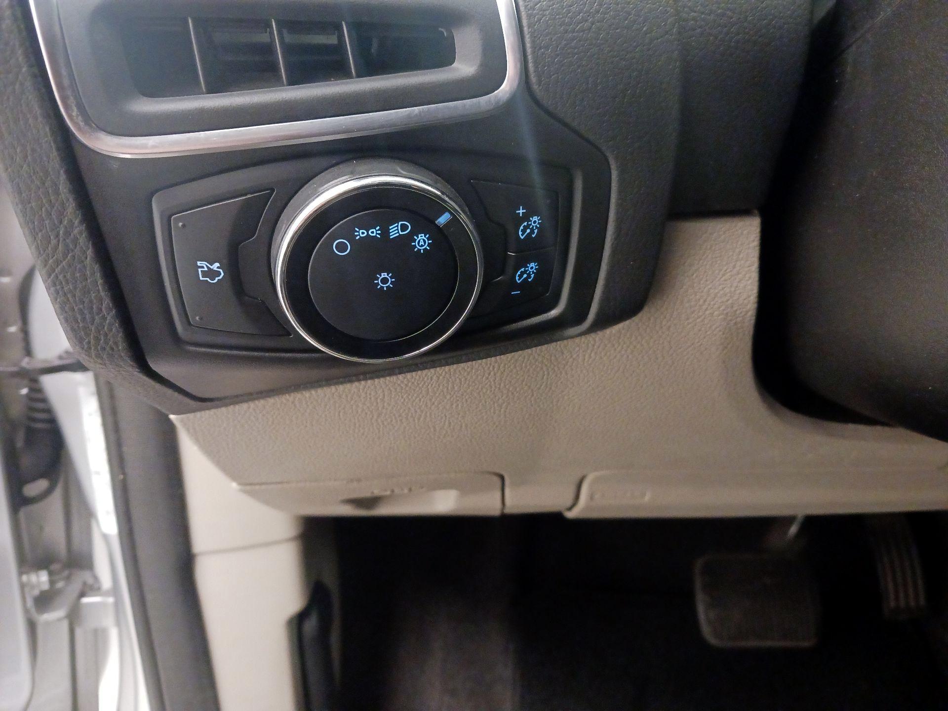 Thumbnail: 2014 Ford Focus - 13