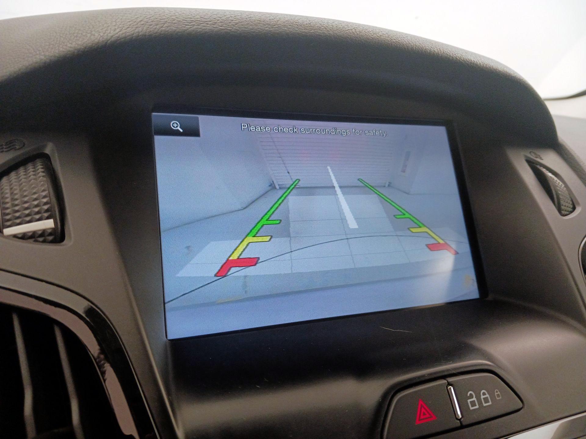 Thumbnail: 2014 Ford Focus - 14