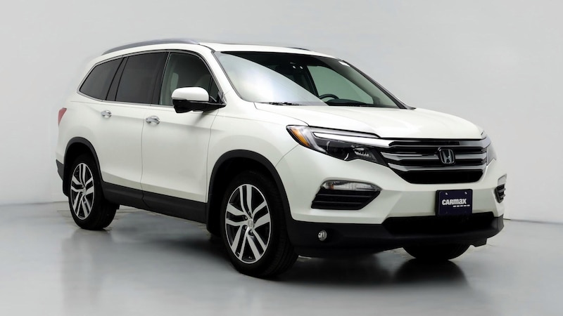 2017 Honda Pilot Touring Hero Image