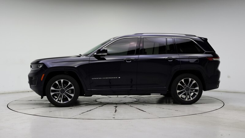 2023 Jeep Grand Cherokee Overland 3