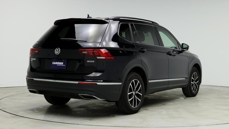 2021 Volkswagen Tiguan SE 8