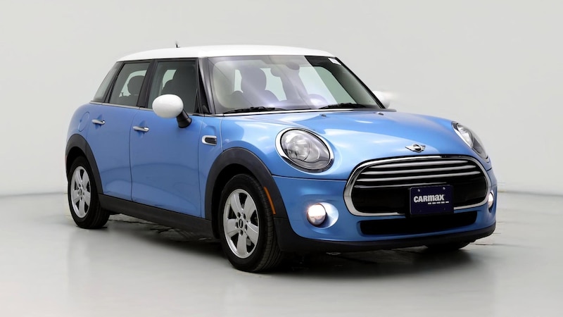 2015 MINI Cooper Hardtop  Hero Image