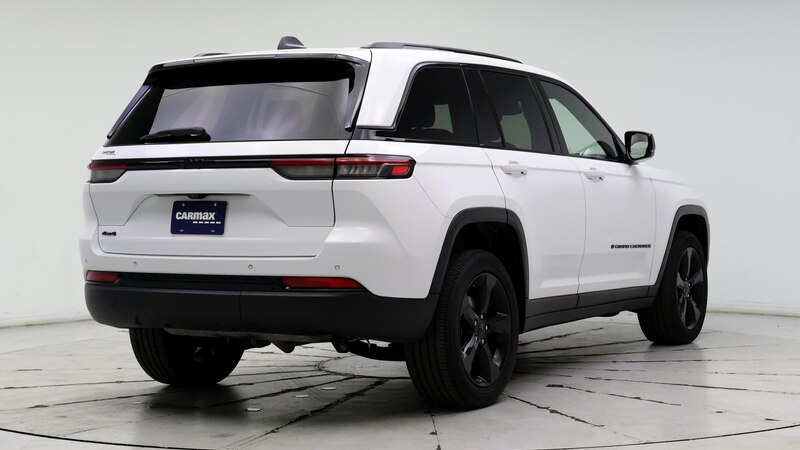 2023 Jeep Grand Cherokee Altitude 8