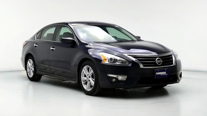 2015 Nissan Altima SV Hero Image