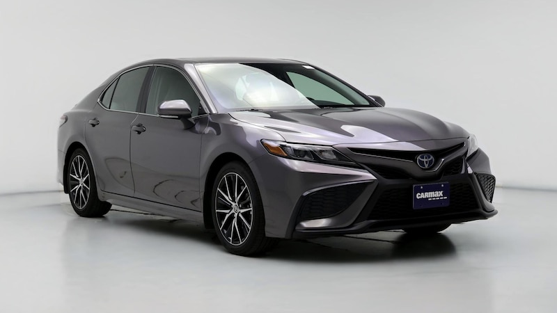 2024 Toyota Camry SE Hero Image