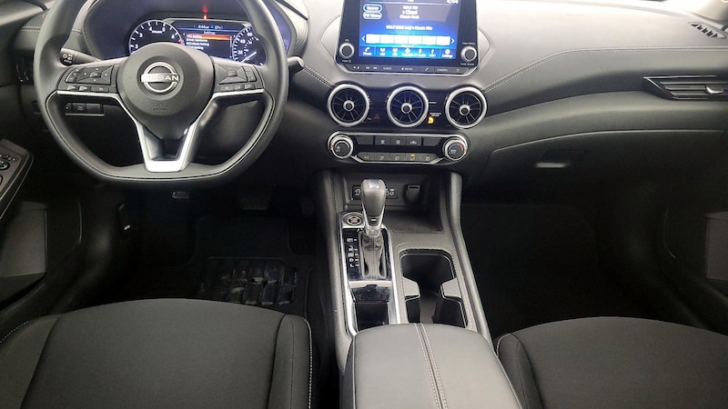 2024 Nissan Sentra SV 9